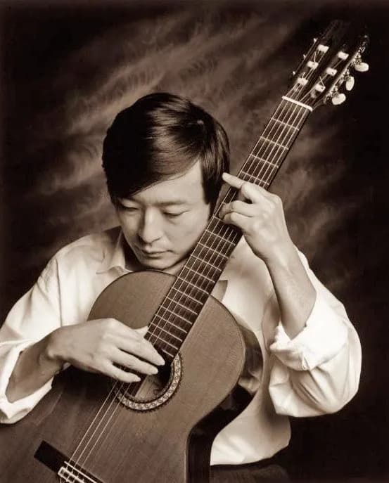 Kazuhito Yamashita