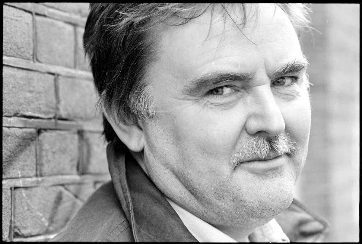 Glen Baxter
