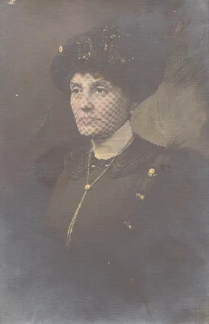 Henriqueta Júlia de Mira Godinho