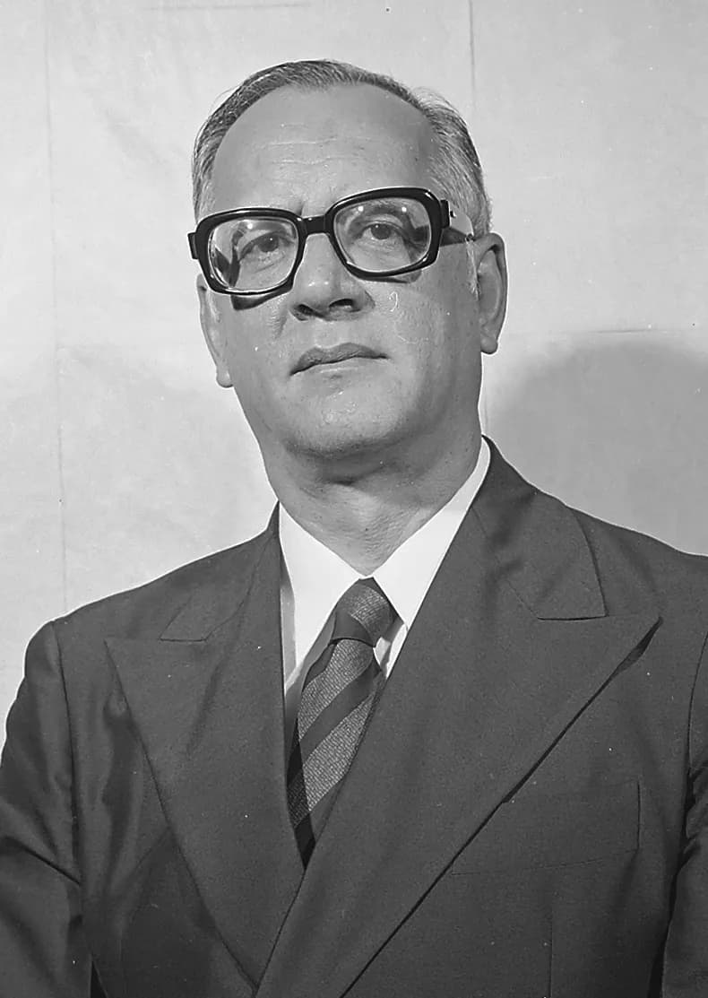 Maurício Rangel Reis