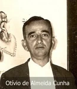 Otívio de Almeida Cunha