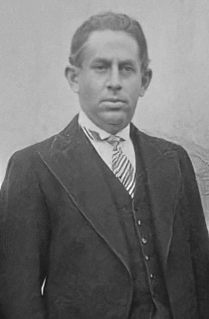 Hiqmet Delvina