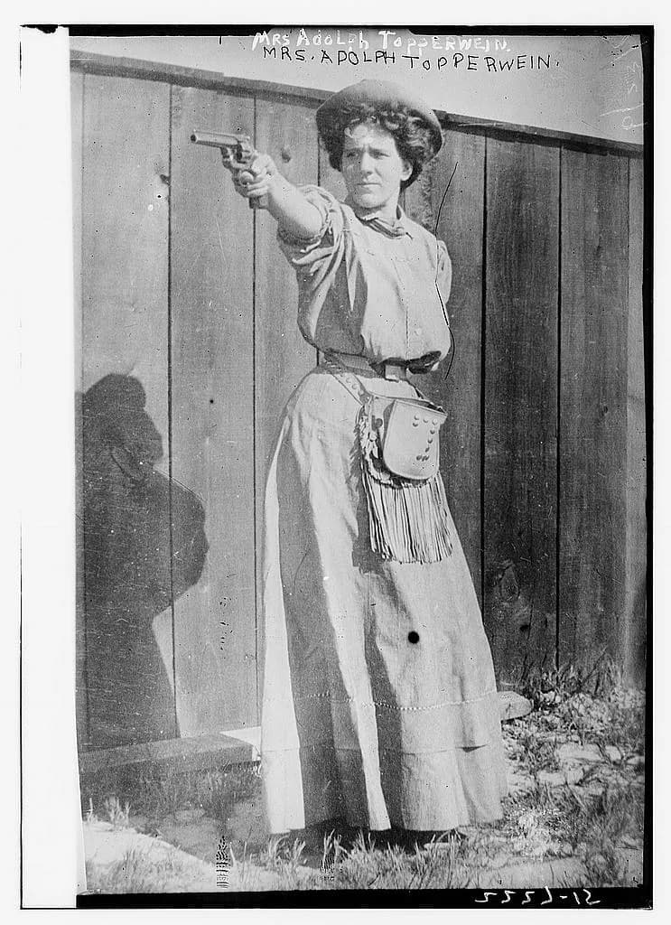 Elizabeth Servaty