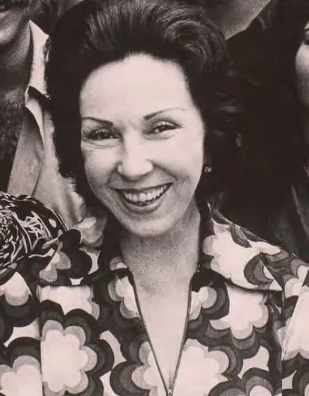 Suzy Arruda