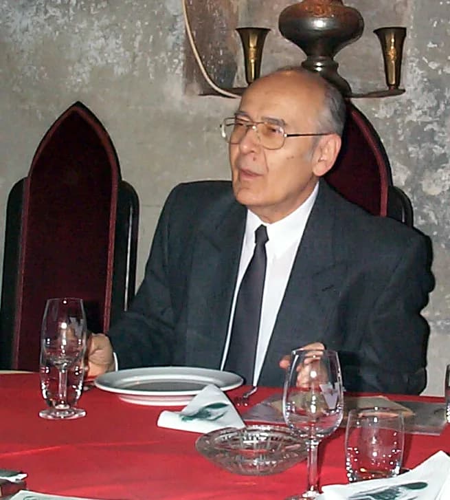 László Holics
