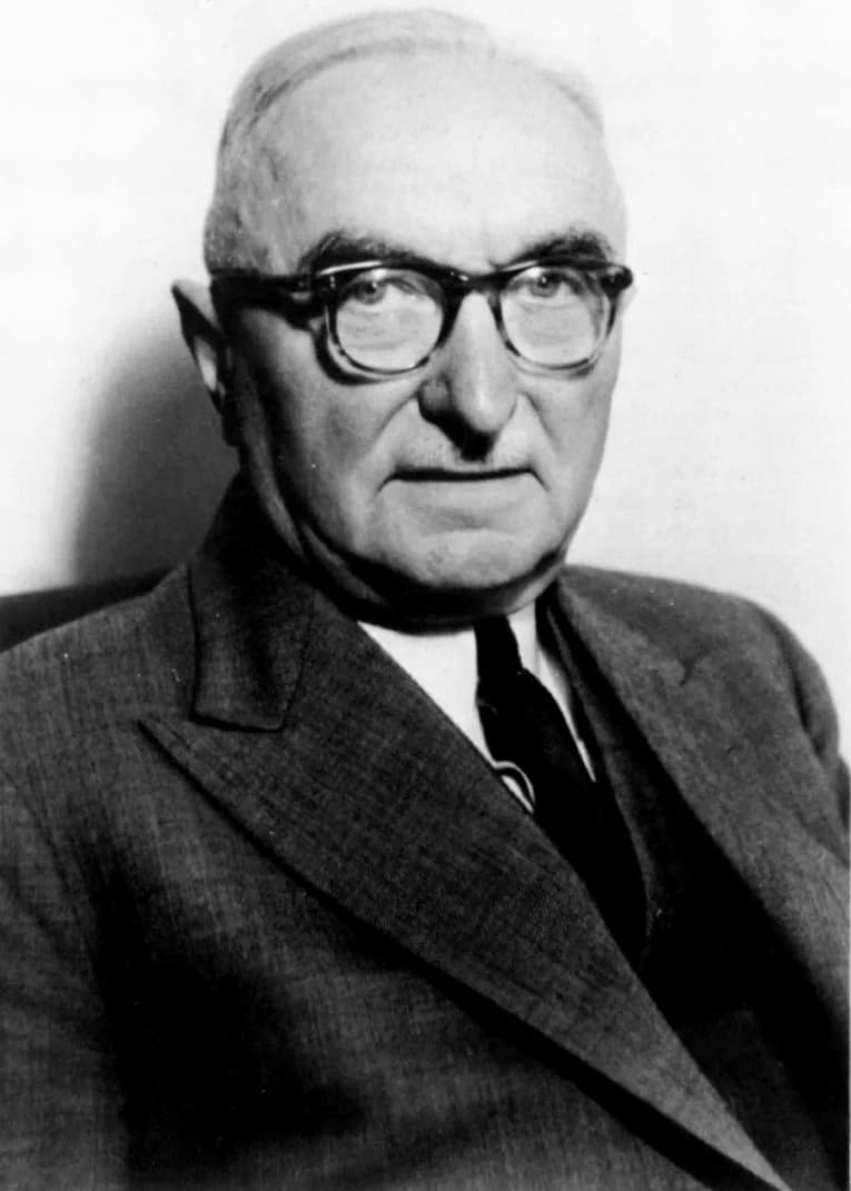 A. A. van Nieuwenhuyzen