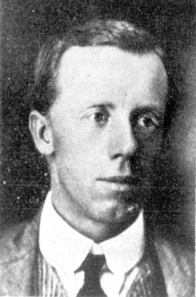 Leslie Tarlton