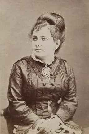 Maria das Dores