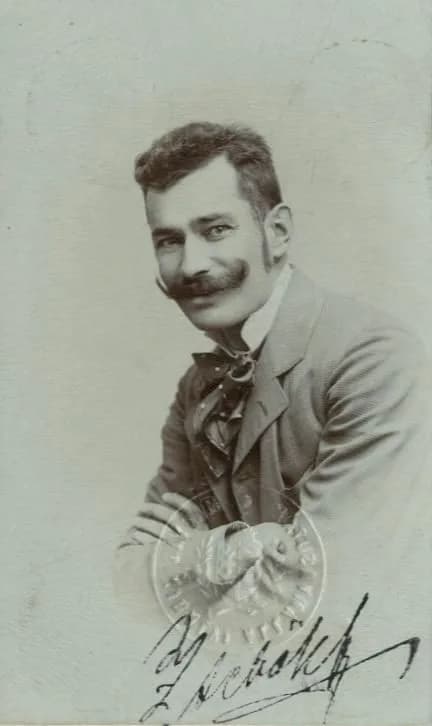 János Zsebők
