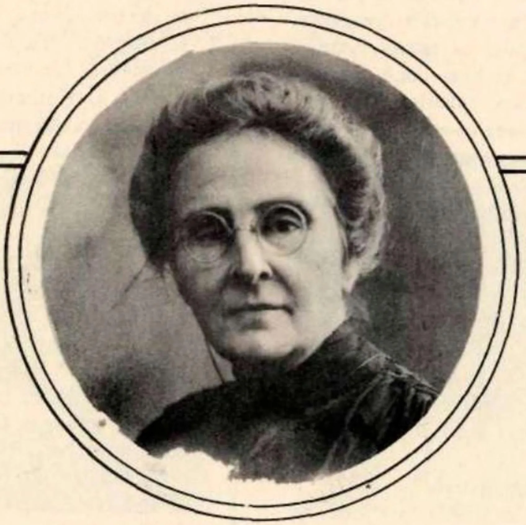 Trina de Moya
