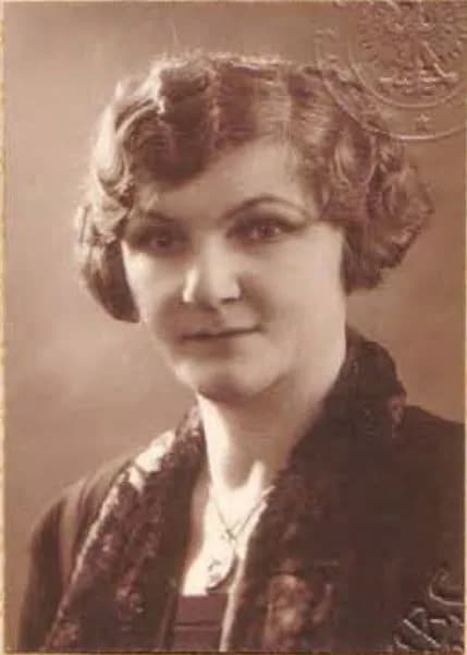 Julia Gundlachowa