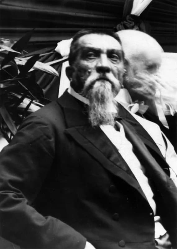 Francisco Z. Mena