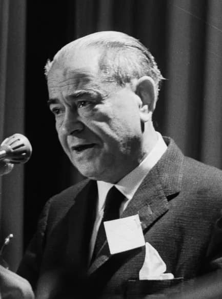 Rodolfo Llopis