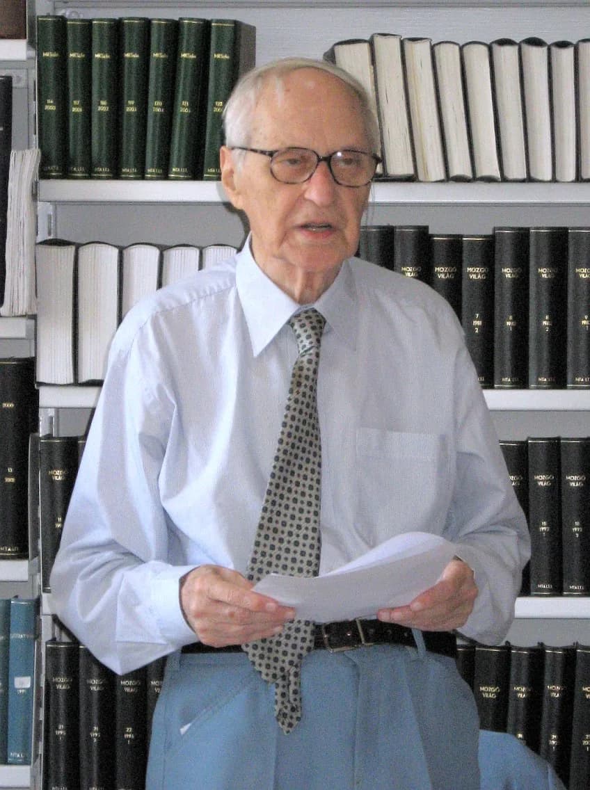 Béla Köpeczi