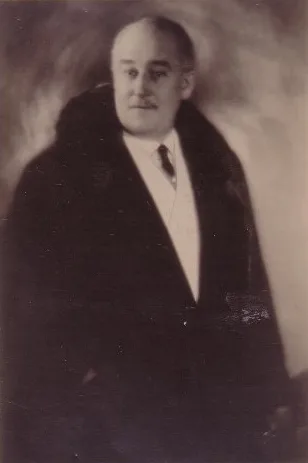 Raymond Vaxelaire
