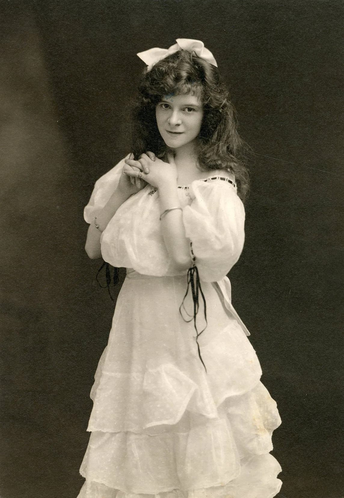 Angela McCaull