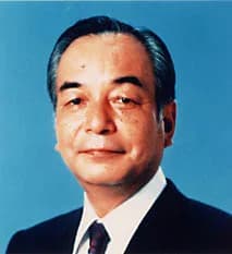 Kazumi Mochinaga