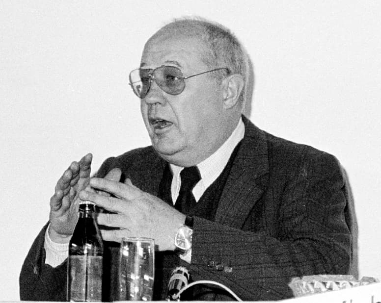 Dagobert Lindlau