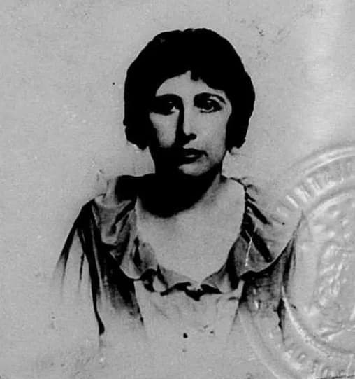 Alice Lolita Muth