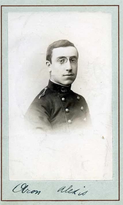 Alexis Aron