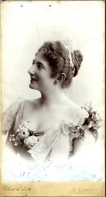 Carola Cecília