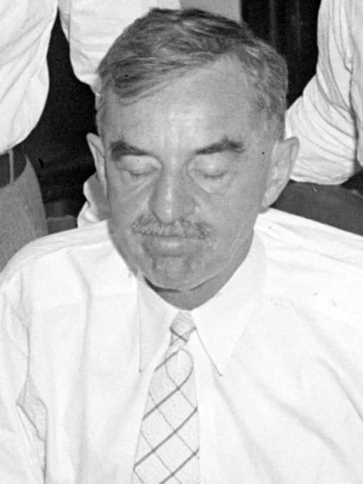 Daniel Hoan