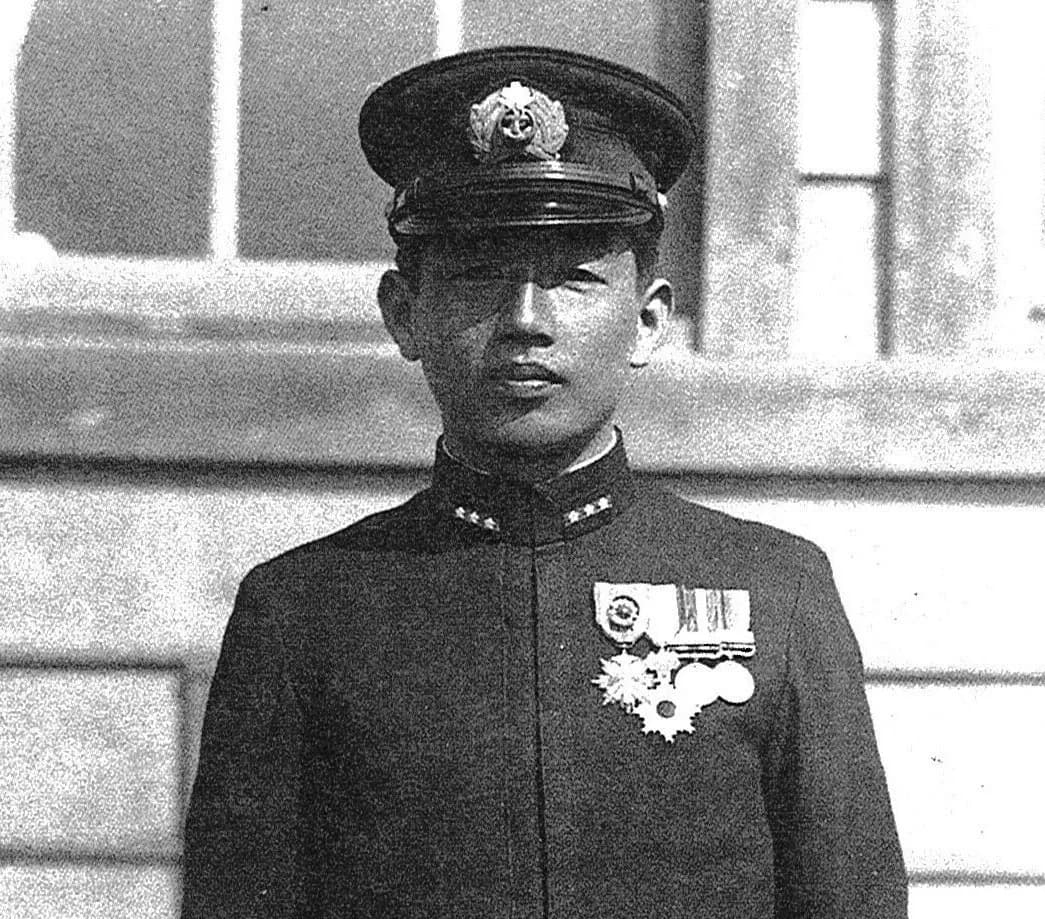 Minoru Suzuki