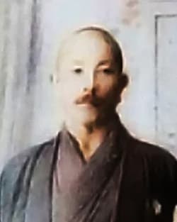 Monna Tadashi