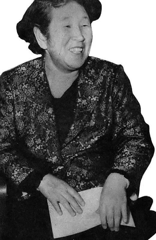 Tomi Kōra