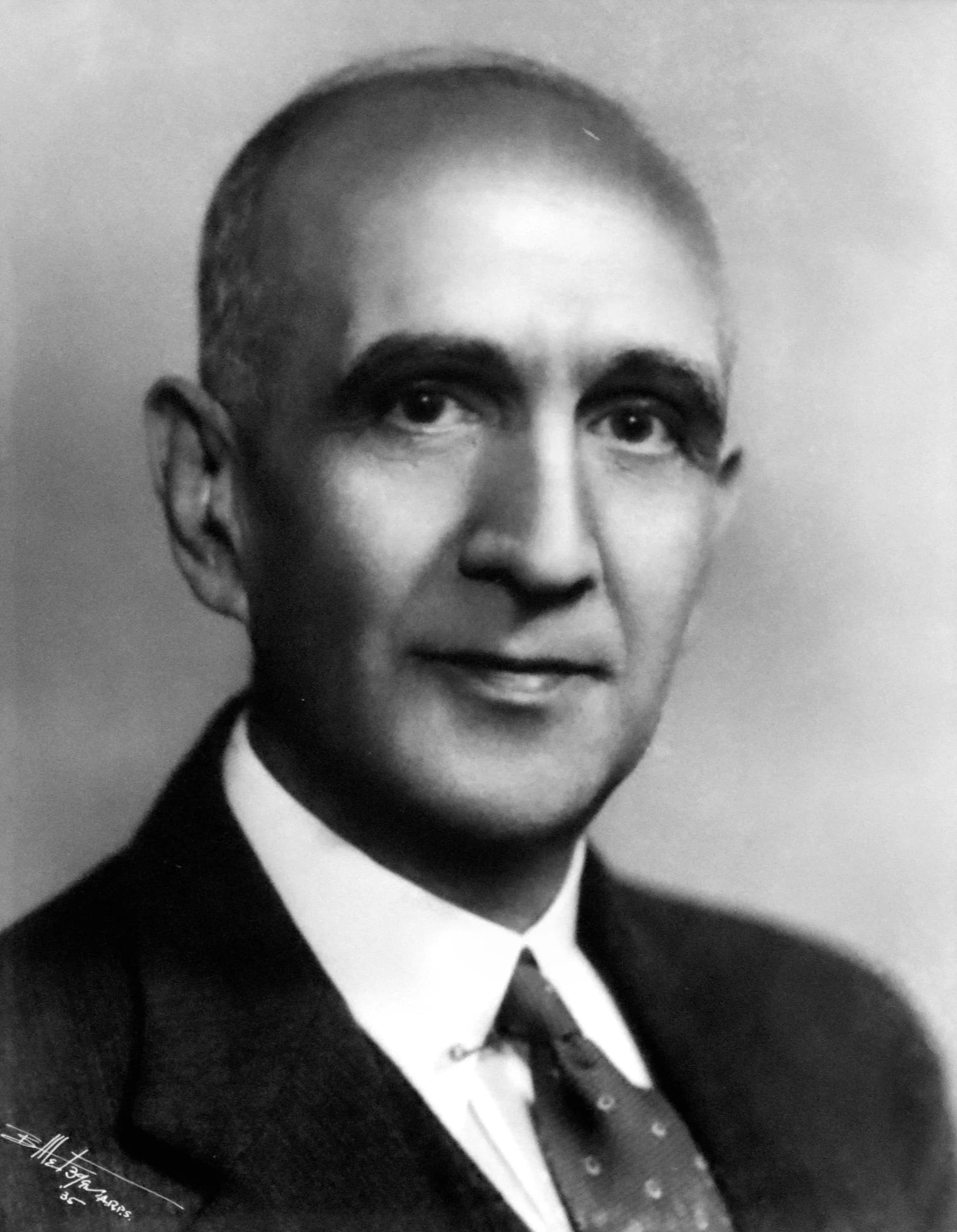 Malcolm Weikle Gross