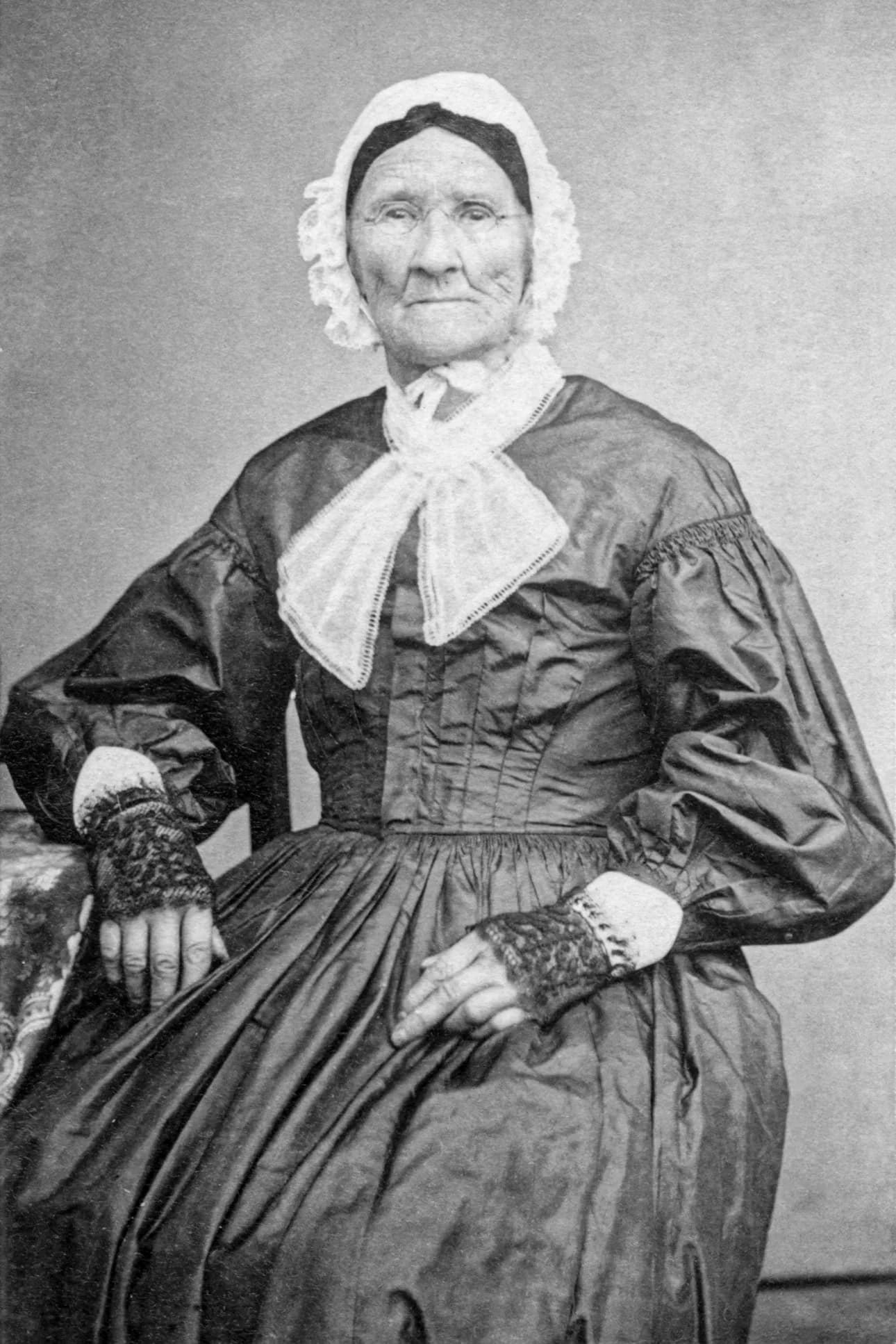 Elizabeth White