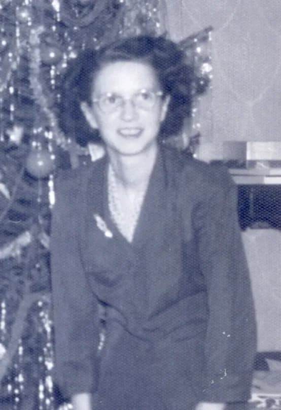 Vivian Garland Knisley