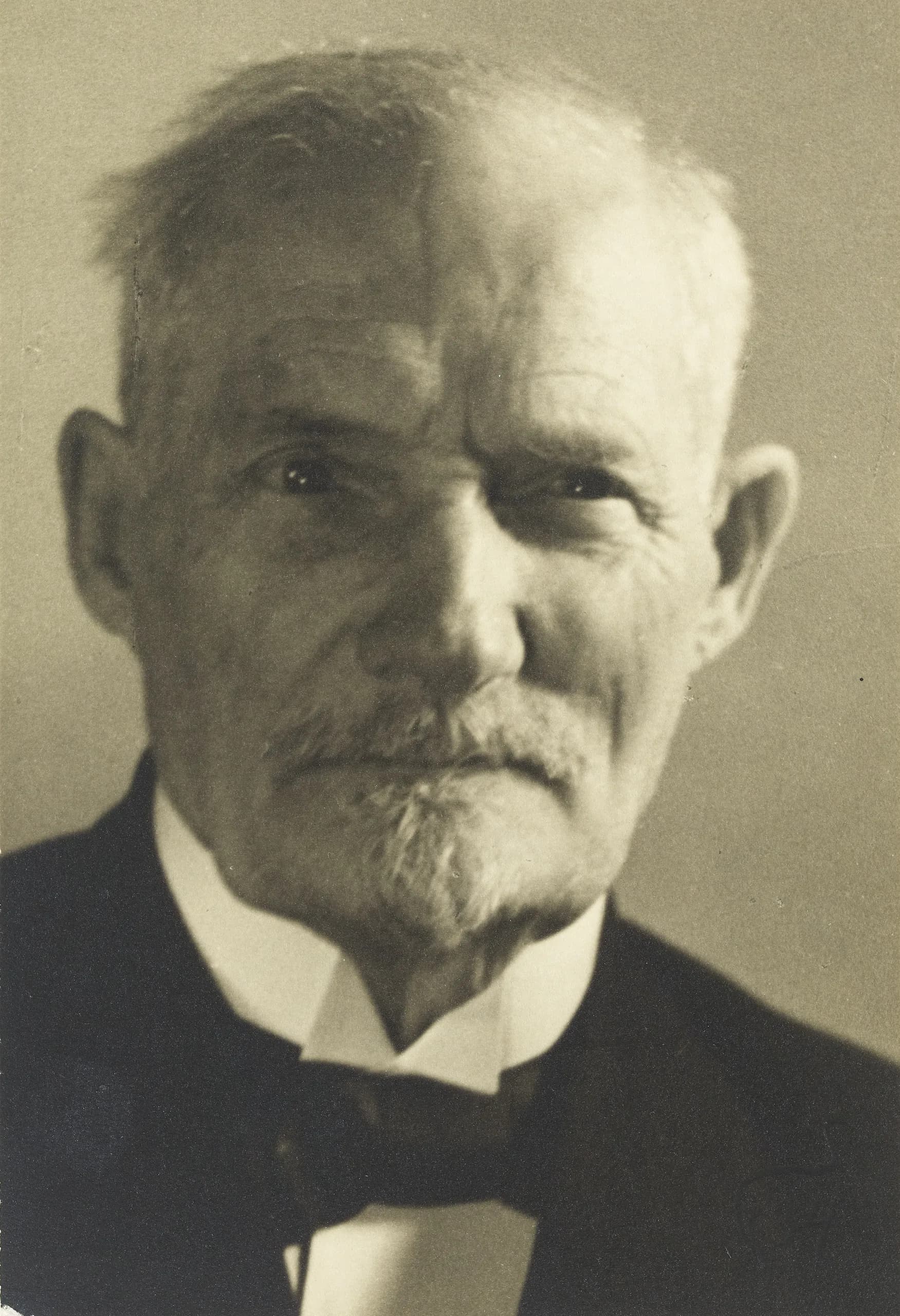 Constantin Ahnger