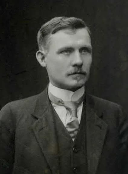 Edvard Helle