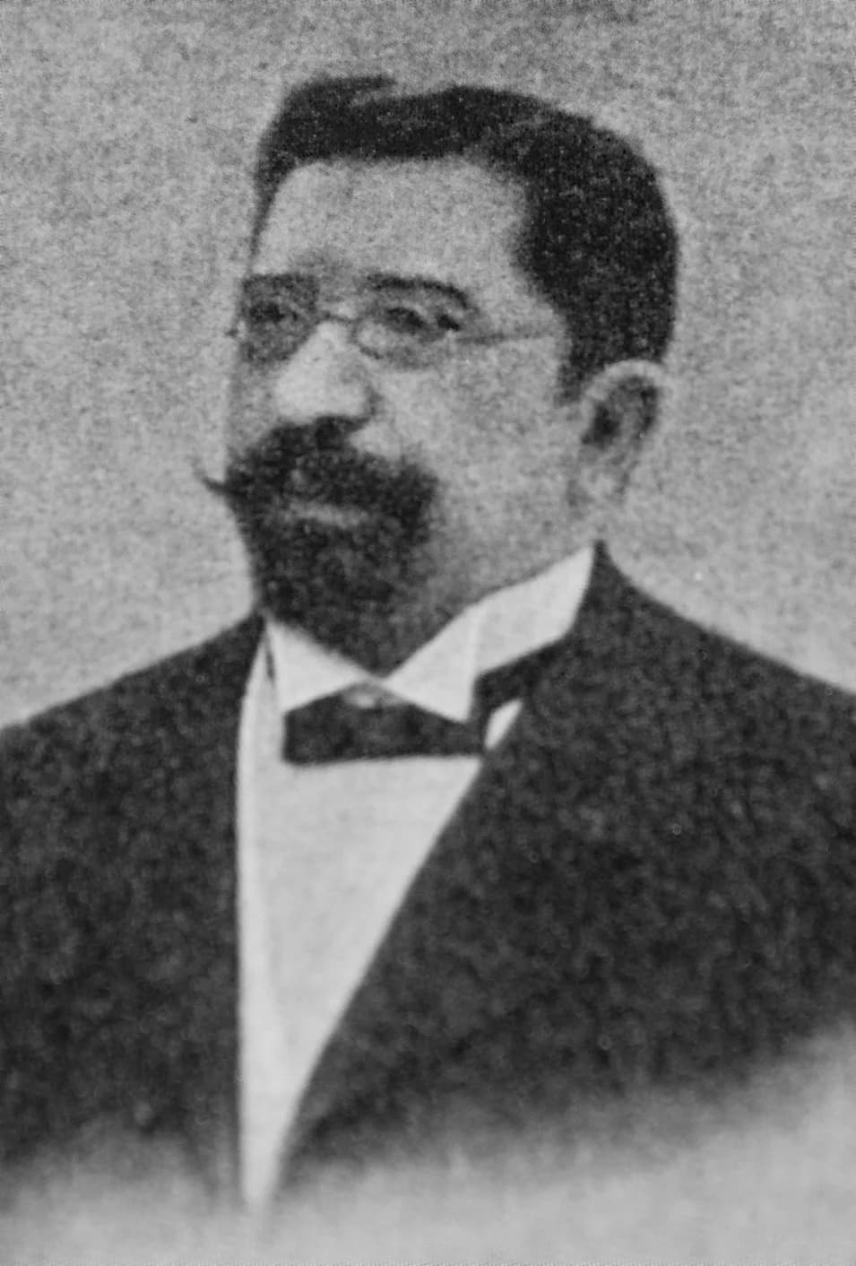 Emili Grahit