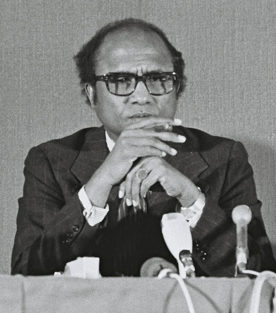 Mansour Khalid