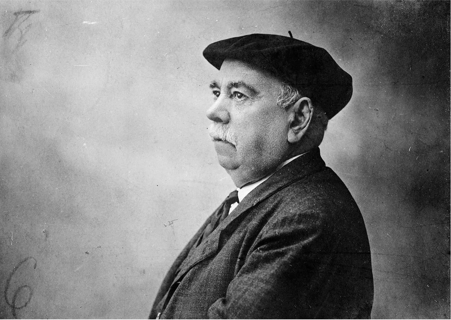 Victoriano Iraola