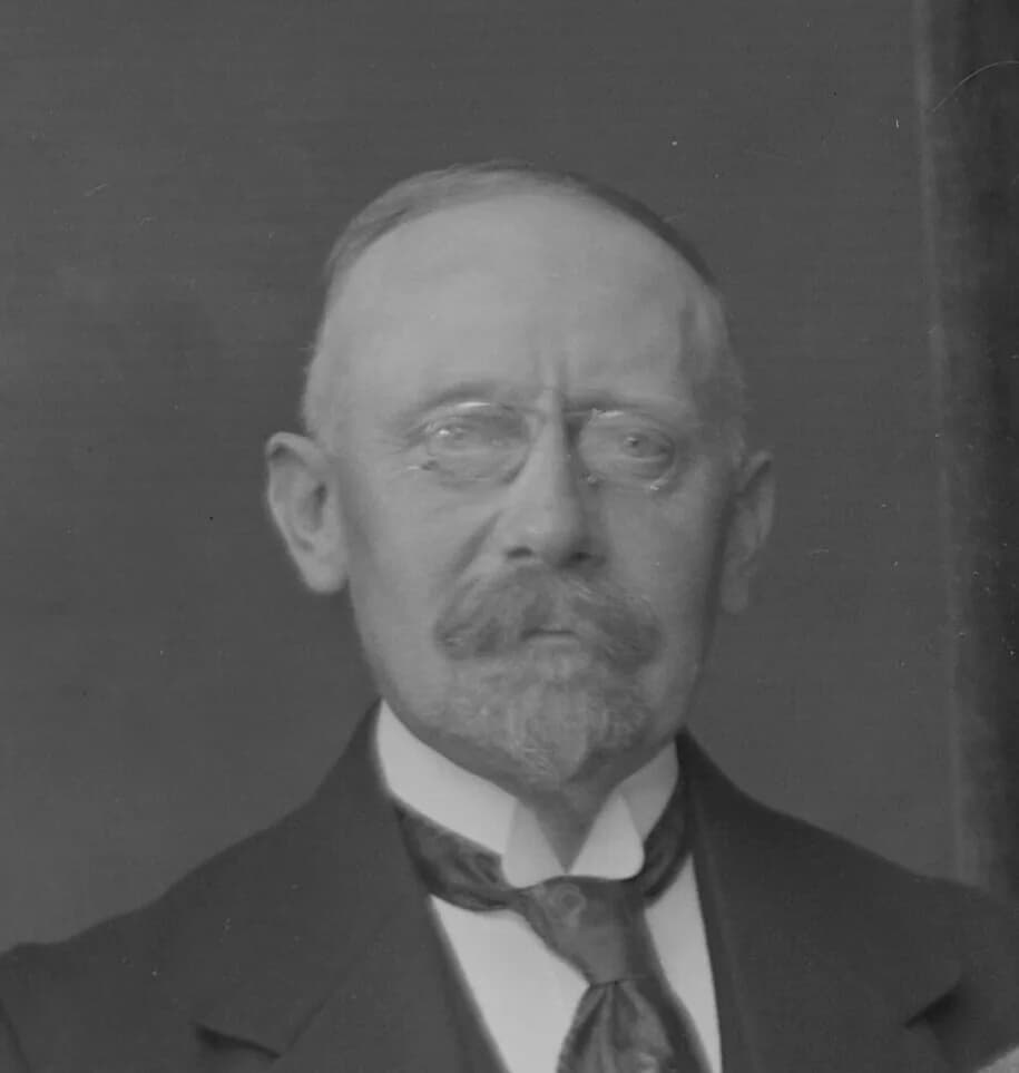 H. Edvard Hass