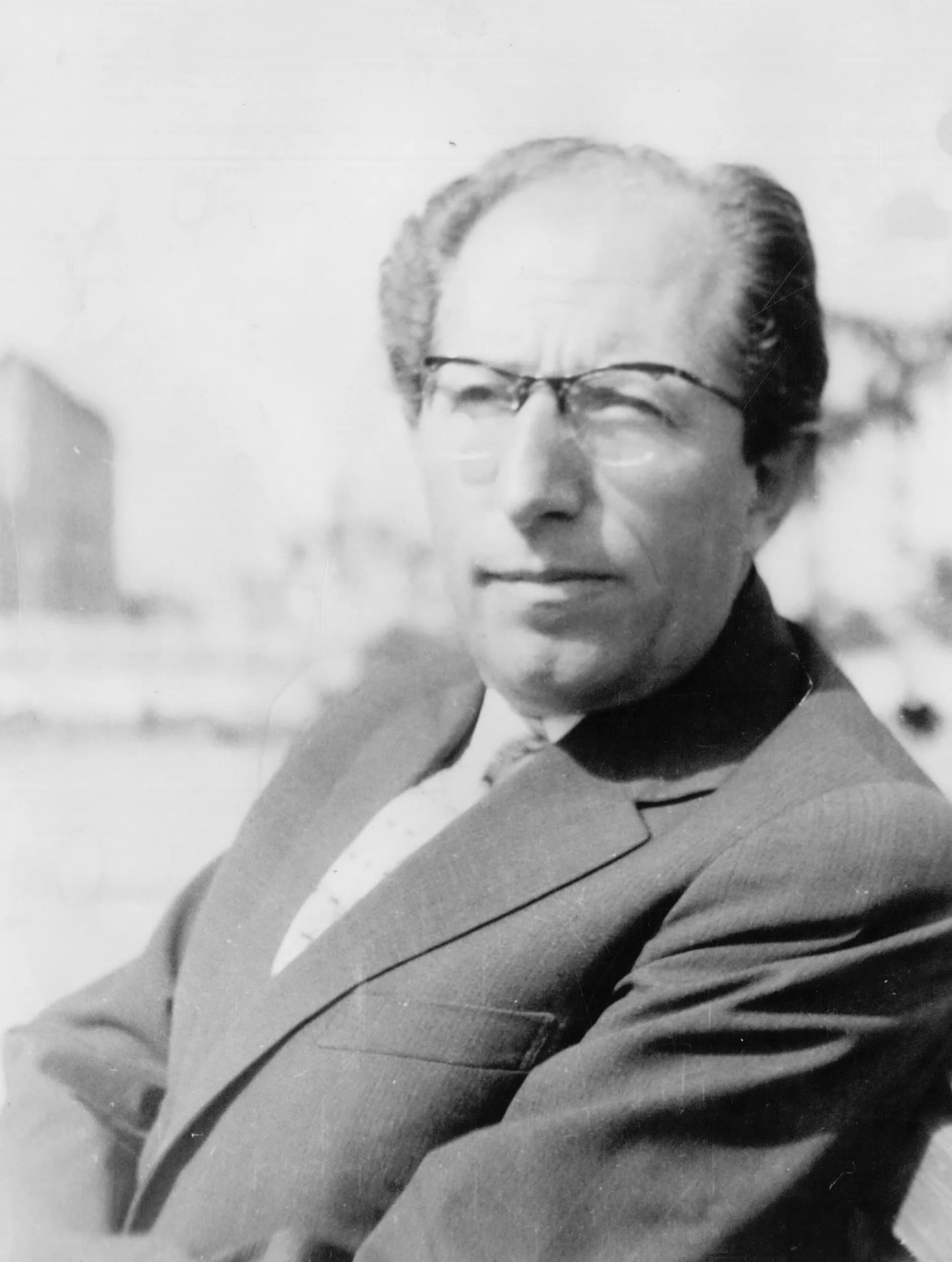 József Izsák