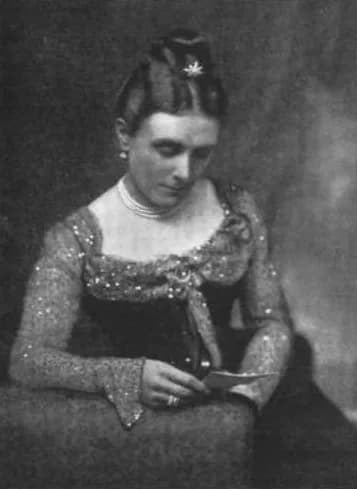 Beatrice Eliza Bower Holdsworth