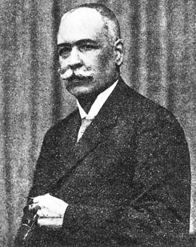 César Vaamonde Lores
