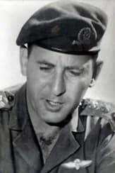 Menachem Aviram
