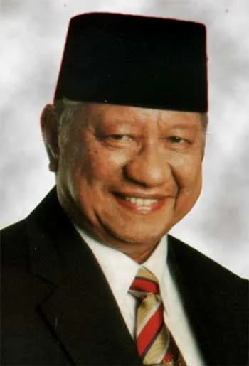 Achmad Amins