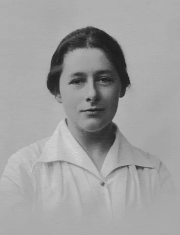 Dorothy Stuart Russell