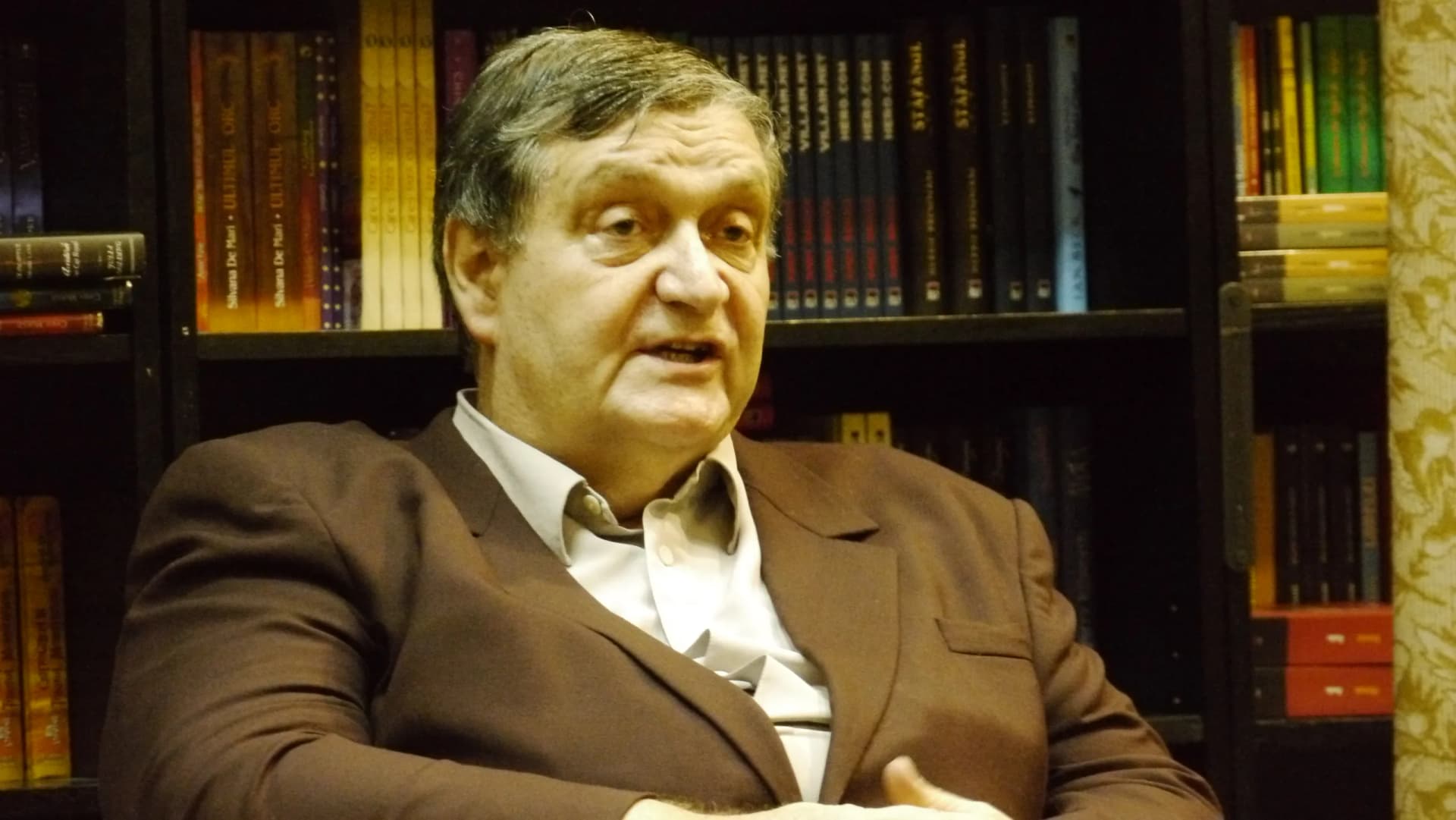 Alex Ştefănescu