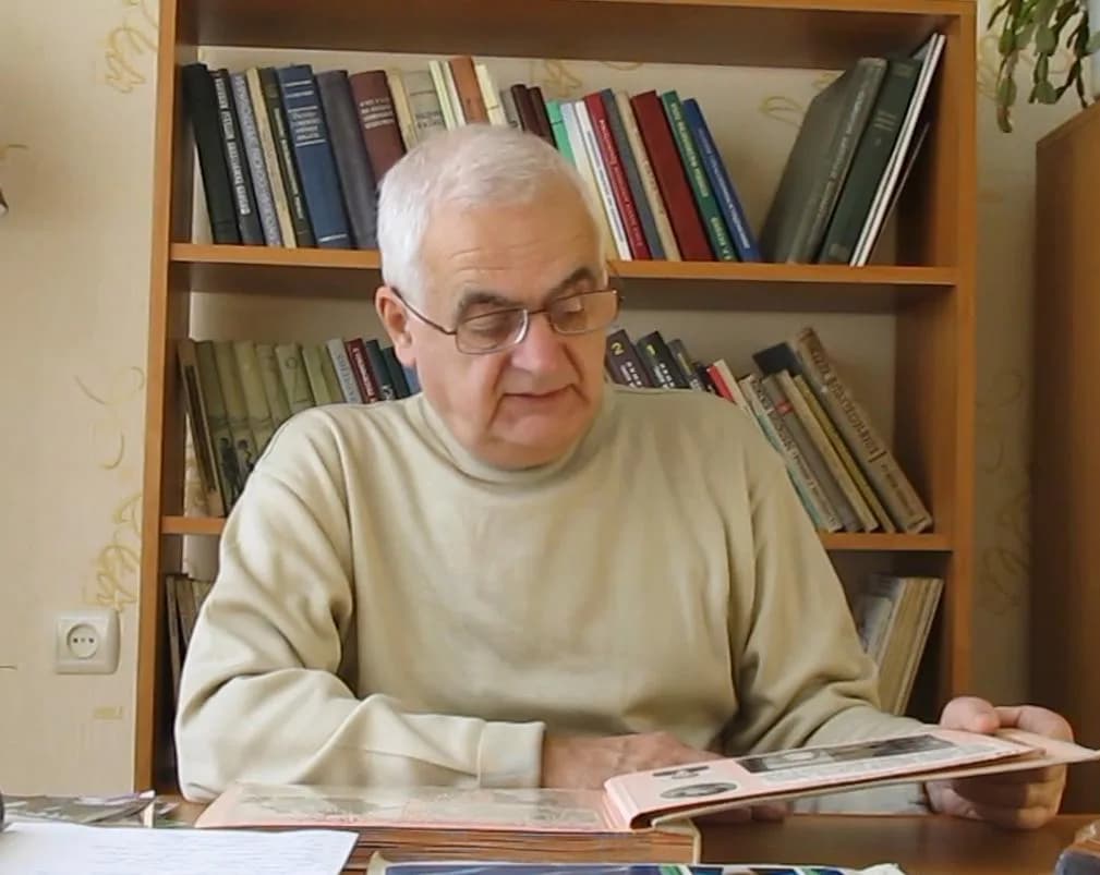 A. I.  Dikusar