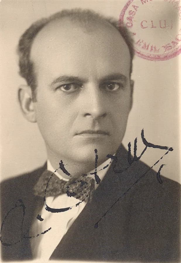 Aron Cotruș
