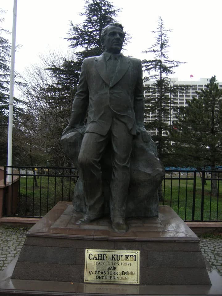 Cahit Külebi