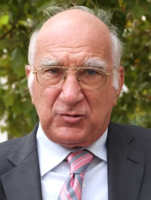 Neoklis Sarris