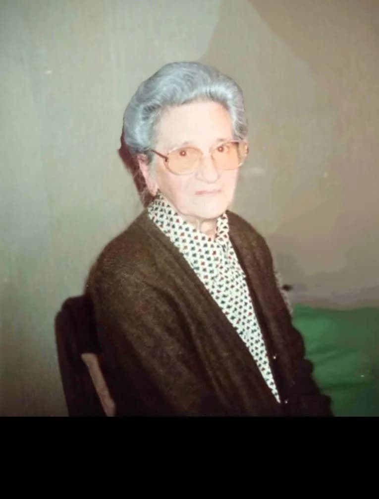 Pilar Lekuona Etxabeguren